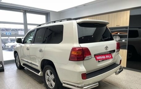 Toyota Land Cruiser 200, 2013 год, 4 400 000 рублей, 7 фотография