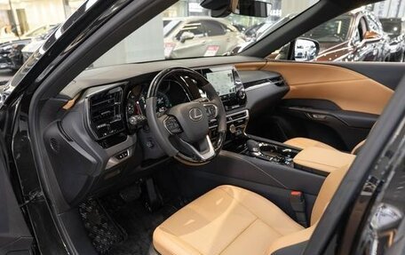 Lexus RX IV рестайлинг, 2024 год, 6 555 002 рублей, 11 фотография