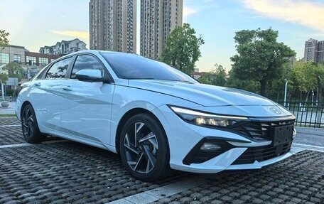 Hyundai Elantra, 2024 год, 1 560 000 рублей, 3 фотография