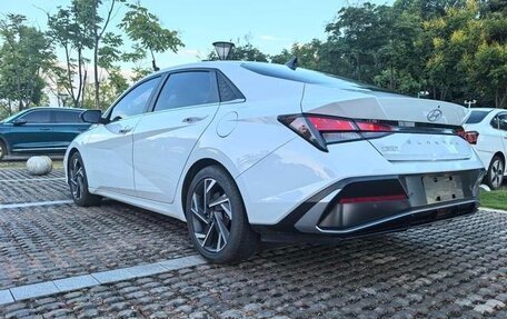 Hyundai Elantra, 2024 год, 1 560 000 рублей, 7 фотография