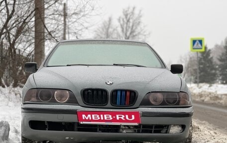 BMW 5 серия, 1999 год, 279 000 рублей, 3 фотография