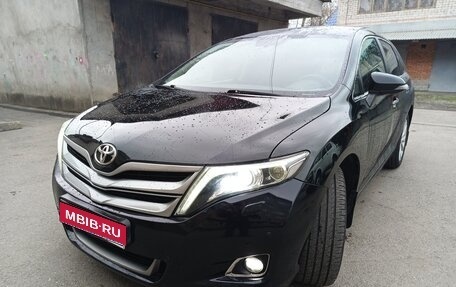 Toyota Venza I, 2013 год, 1 590 000 рублей, 1 фотография