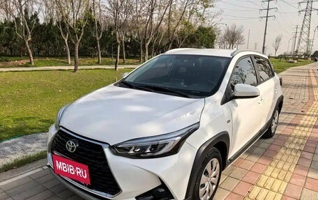 Toyota Yaris XP150 рестайлинг, 2022 год, 1 001 000 рублей, 1 фотография