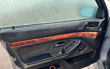 BMW 5 серия, 1999 год, 279 000 рублей, 20 фотография