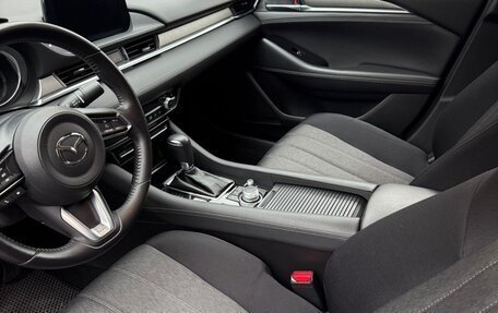 Mazda 6, 2020 год, 2 800 000 рублей, 17 фотография