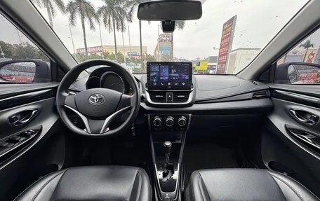 Toyota Yaris XP150 рестайлинг, 2021 год, 1 001 000 рублей, 13 фотография