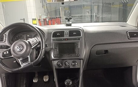 Volkswagen Polo VI (EU Market), 2018 год, 1 090 000 рублей, 11 фотография