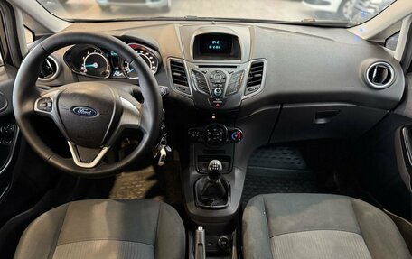 Ford Fiesta, 2016 год, 749 000 рублей, 21 фотография