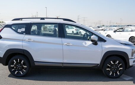 Mitsubishi Xpander, 2026 год, 2 750 111 рублей, 4 фотография