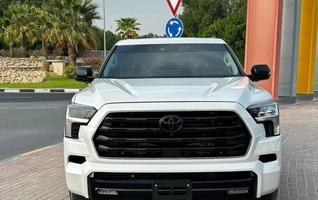 Toyota Sequoia, 2024 год, 13 600 111 рублей, 1 фотография