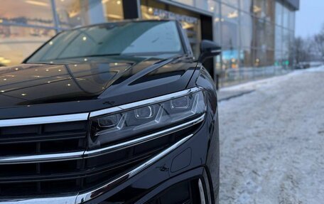 Volkswagen Touareg III, 2025 год, 8 100 000 рублей, 2 фотография