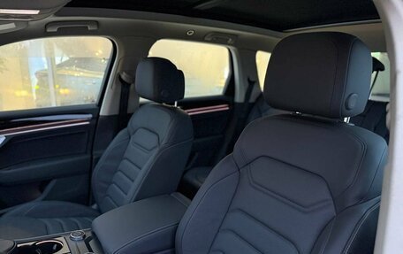 Volkswagen Touareg III, 2025 год, 8 100 000 рублей, 12 фотография