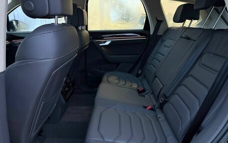 Volkswagen Touareg III, 2025 год, 8 100 000 рублей, 15 фотография