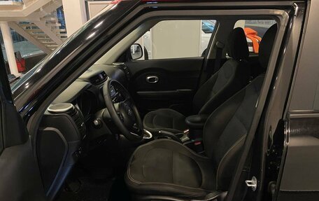 KIA Soul II рестайлинг, 2016 год, 1 515 000 рублей, 8 фотография