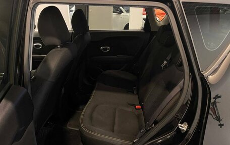 KIA Soul II рестайлинг, 2016 год, 1 515 000 рублей, 17 фотография