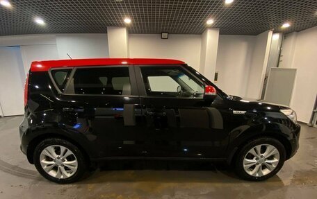 KIA Soul II рестайлинг, 2016 год, 1 515 000 рублей, 12 фотография