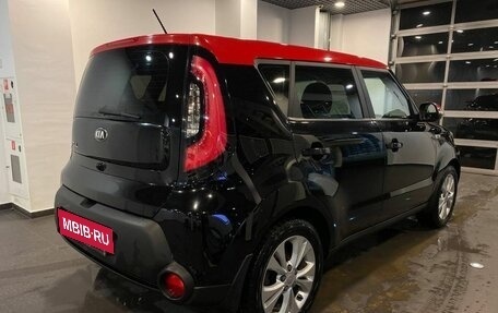 KIA Soul II рестайлинг, 2016 год, 1 515 000 рублей, 23 фотография