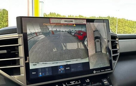 Toyota Sequoia, 2024 год, 13 600 111 рублей, 11 фотография