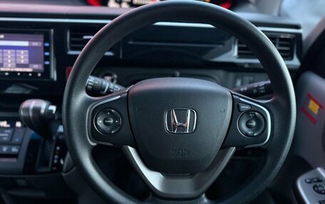 Honda Stepwgn IV, 2015 год, 2 090 000 рублей, 8 фотография