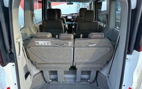 Honda Stepwgn IV, 2015 год, 2 090 000 рублей, 16 фотография