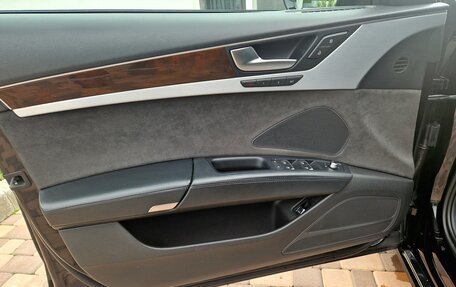 Audi A8, 2015 год, 2 680 000 рублей, 13 фотография