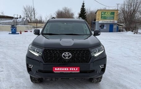 Toyota Land Cruiser Prado 150 рестайлинг 2, 2019 год, 5 900 000 рублей, 1 фотография
