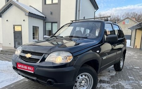 Chevrolet Niva I рестайлинг, 2012 год, 520 000 рублей, 1 фотография