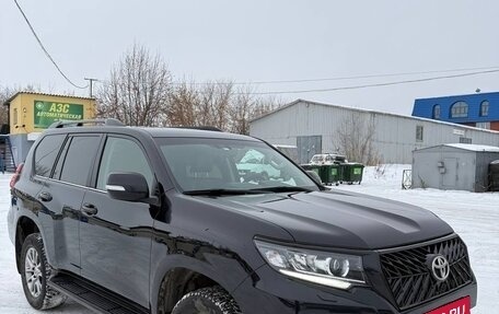 Toyota Land Cruiser Prado 150 рестайлинг 2, 2019 год, 5 900 000 рублей, 8 фотография
