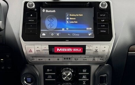 Toyota Land Cruiser Prado 150 рестайлинг 2, 2019 год, 5 900 000 рублей, 13 фотография