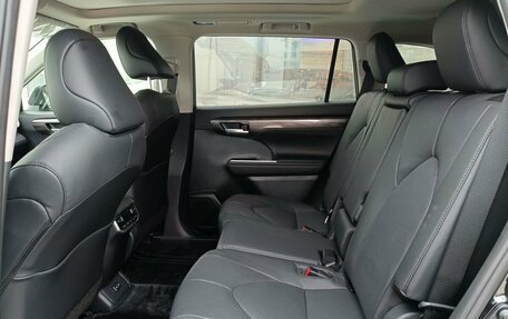 Toyota Highlander, 2025 год, 6 200 000 рублей, 18 фотография