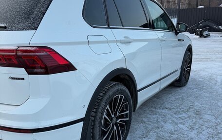 Volkswagen Tiguan II, 2021 год, 4 000 000 рублей, 5 фотография