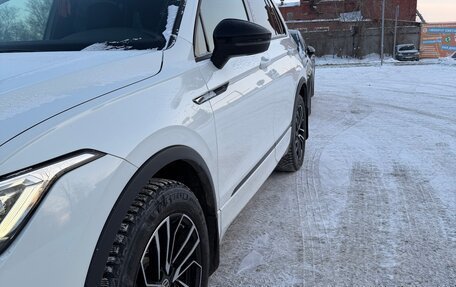 Volkswagen Tiguan II, 2021 год, 4 000 000 рублей, 11 фотография