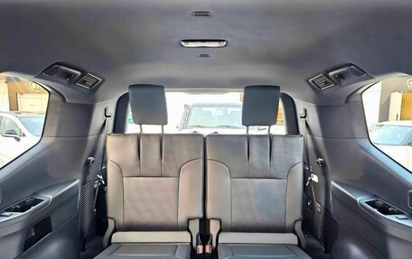 Toyota Land Cruiser, 2026 год, 14 200 111 рублей, 23 фотография