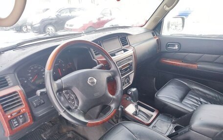 Nissan Patrol, 2005 год, 870 000 рублей, 7 фотография