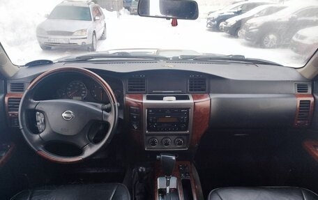 Nissan Patrol, 2005 год, 870 000 рублей, 8 фотография