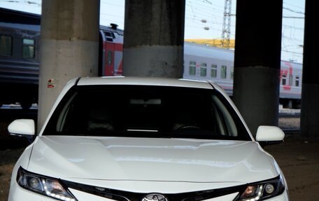 Toyota Camry, 2022 год, 2 700 000 рублей, 19 фотография