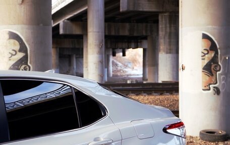 Toyota Camry, 2022 год, 2 700 000 рублей, 14 фотография