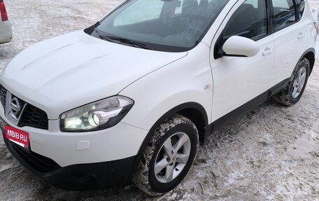 Nissan Qashqai, 2011 год, 950 000 рублей, 2 фотография