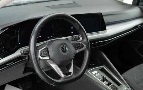 Volkswagen Golf VIII, 2021 год, 1 850 000 рублей, 11 фотография