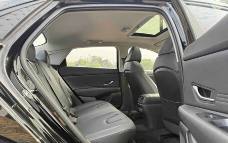 Hyundai Elantra, 2023 год, 1 215 000 рублей, 19 фотография