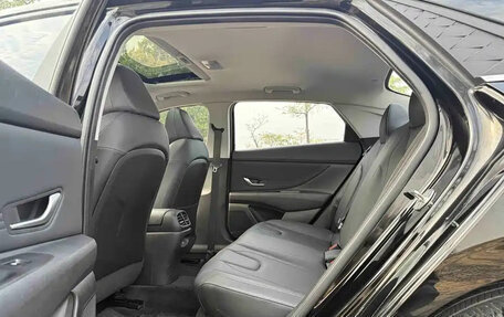 Hyundai Elantra, 2023 год, 1 215 000 рублей, 17 фотография