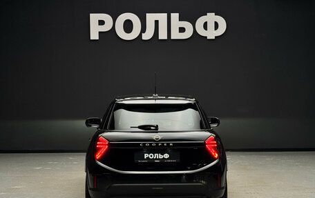 MINI Hatch, 2024 год, 5 290 000 рублей, 4 фотография