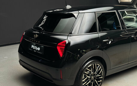 MINI Hatch, 2024 год, 5 290 000 рублей, 9 фотография