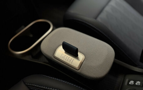 MINI Hatch, 2024 год, 5 290 000 рублей, 17 фотография