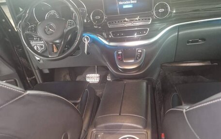 Mercedes-Benz V-Класс, 2022 год, 7 500 000 рублей, 8 фотография