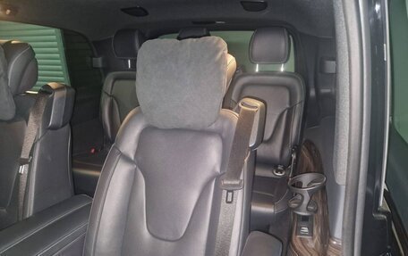 Mercedes-Benz V-Класс, 2022 год, 7 500 000 рублей, 13 фотография