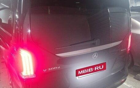 Mercedes-Benz V-Класс, 2022 год, 7 500 000 рублей, 4 фотография