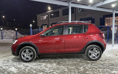 Renault Sandero II рестайлинг, 2020 год, 1 349 000 рублей, 2 фотография