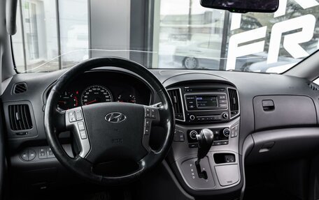 Hyundai H-1 II рестайлинг, 2019 год, 2 950 000 рублей, 7 фотография