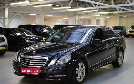 Mercedes-Benz E-Класс, 2010 год, 1 349 000 рублей, 3 фотография